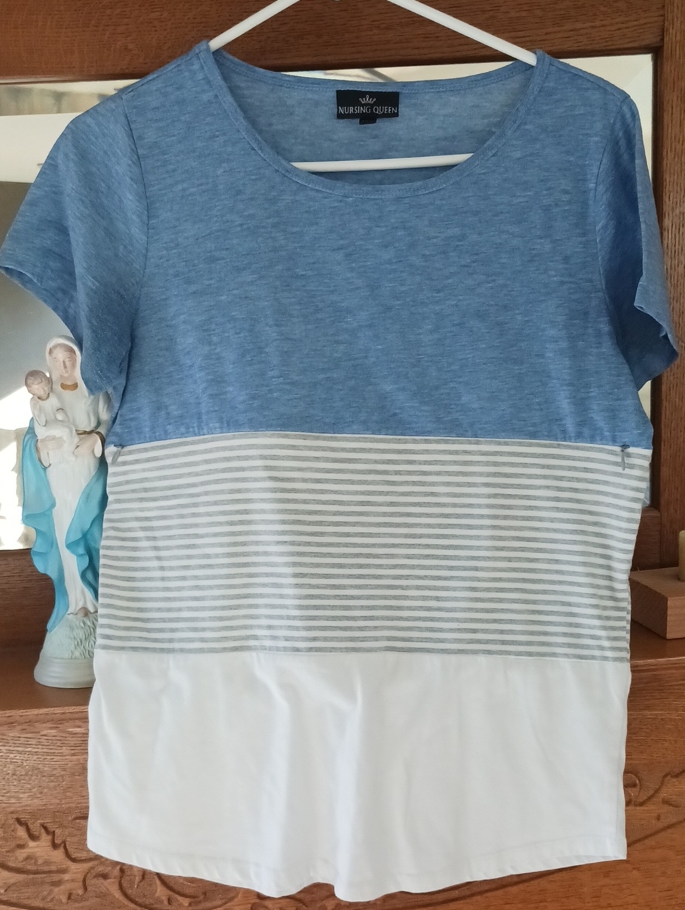 Nursing Queen Cotton Blue, Gray & White Colorblock Nursing Tee